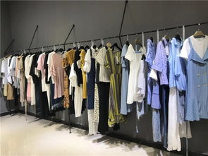 中淑品牌女装批发折扣 品牌女装折扣批发 统衣服饰欢迎来电